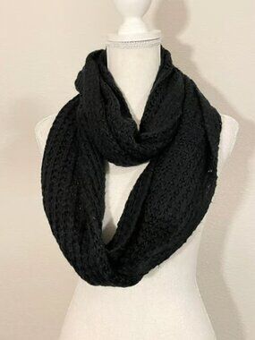 COTTON ON Black Chunky Ribbed Knit Infinity Scarf One Size OSFA Winter Accessory